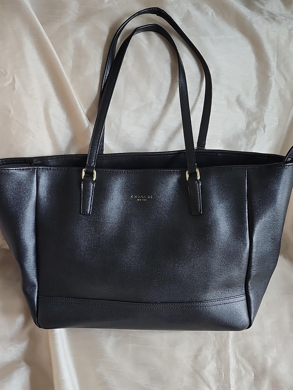 Coach Good Cond. Large Black Leather Zip Top Tote W/Gold-Tone Logo, $80